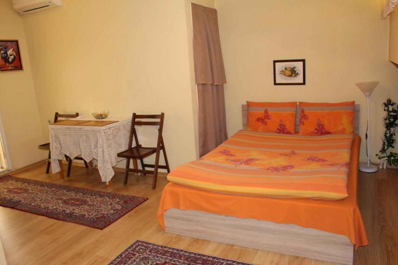 Studio Pleven Center Apartment Ngoại thất bức ảnh