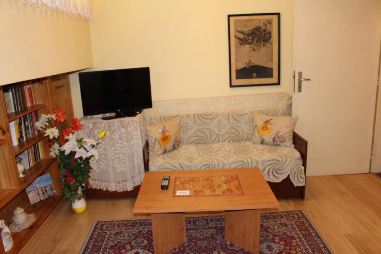 Studio Pleven Center Apartment Ngoại thất bức ảnh